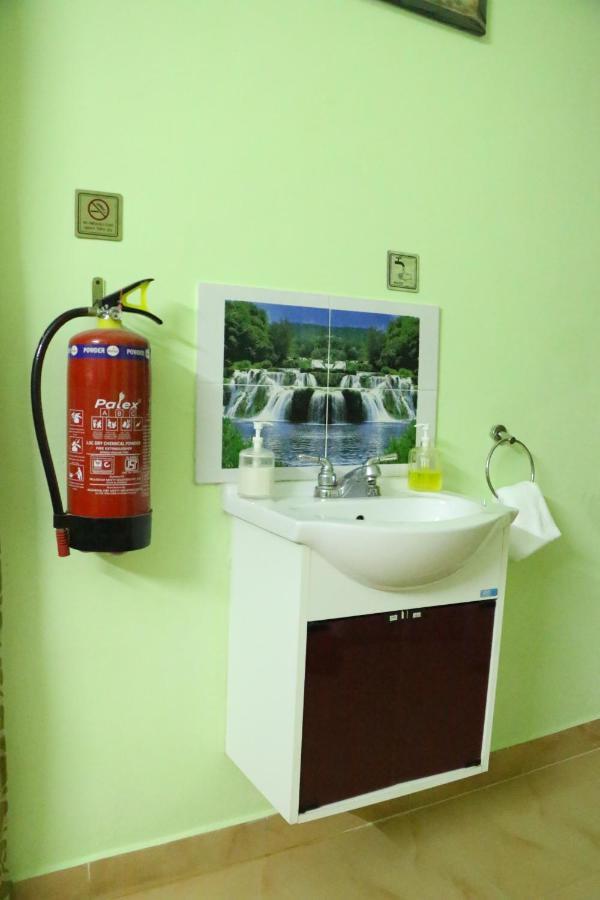 Hotel Nkc Airport Chennai Eksteriør bilde